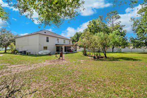 Tiny photo for 2927 SE 46th Avenue, Ocala, FL 34480 (MLS # OM726065)