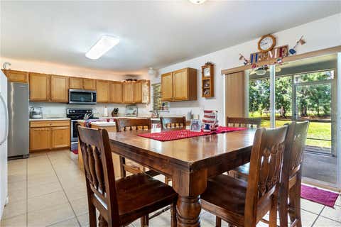 Tiny photo for 2927 SE 46th Avenue, Ocala, FL 34480 (MLS # OM726065)