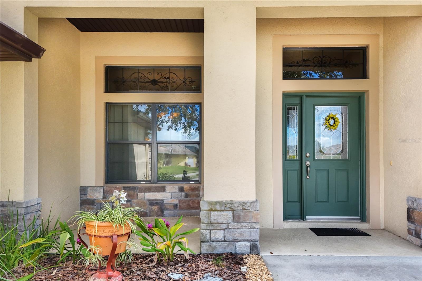 8860 BRIDGEPORT BAY CIRCLE