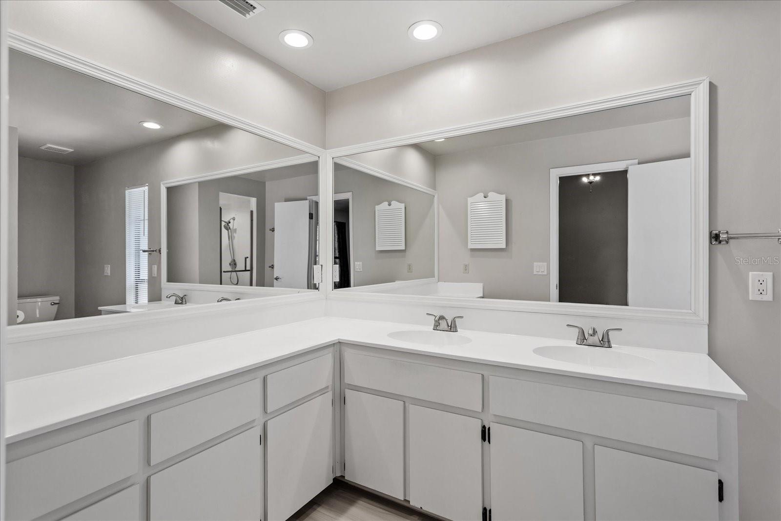 FOXBOROUGH THIRD ADDITION - Residential