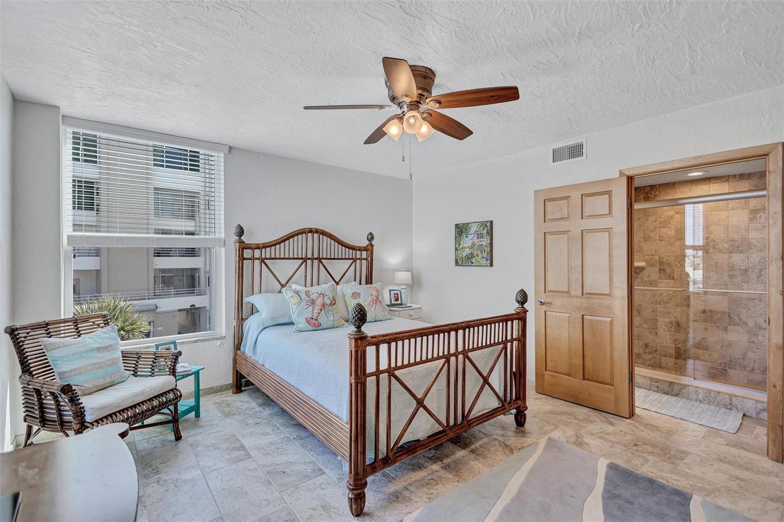 HORIZONS WEST - Residential