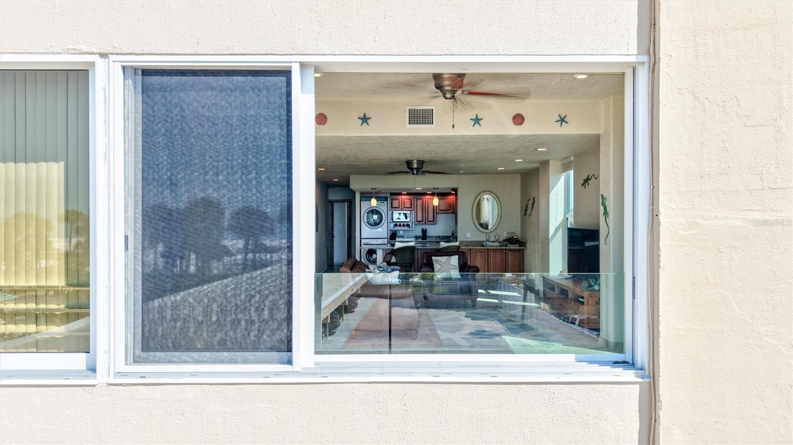 HORIZONS WEST - Residential