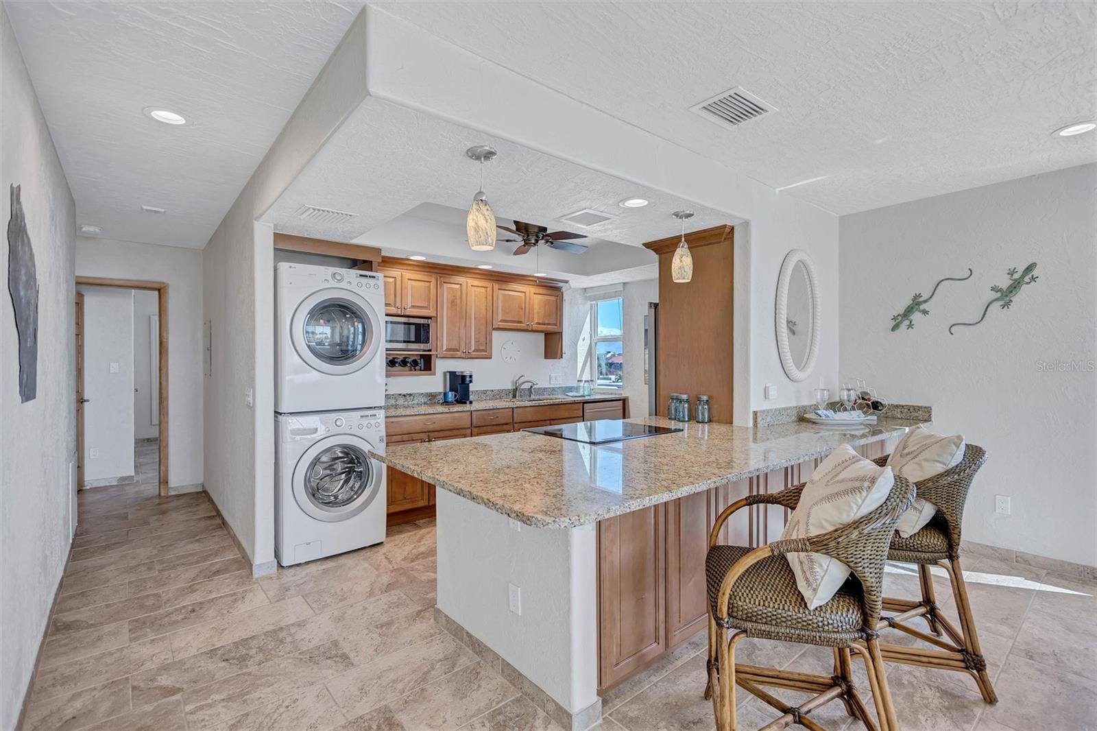 HORIZONS WEST - Residential