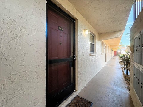 509 Parkdale Mews 509, Venice, FL 34285
