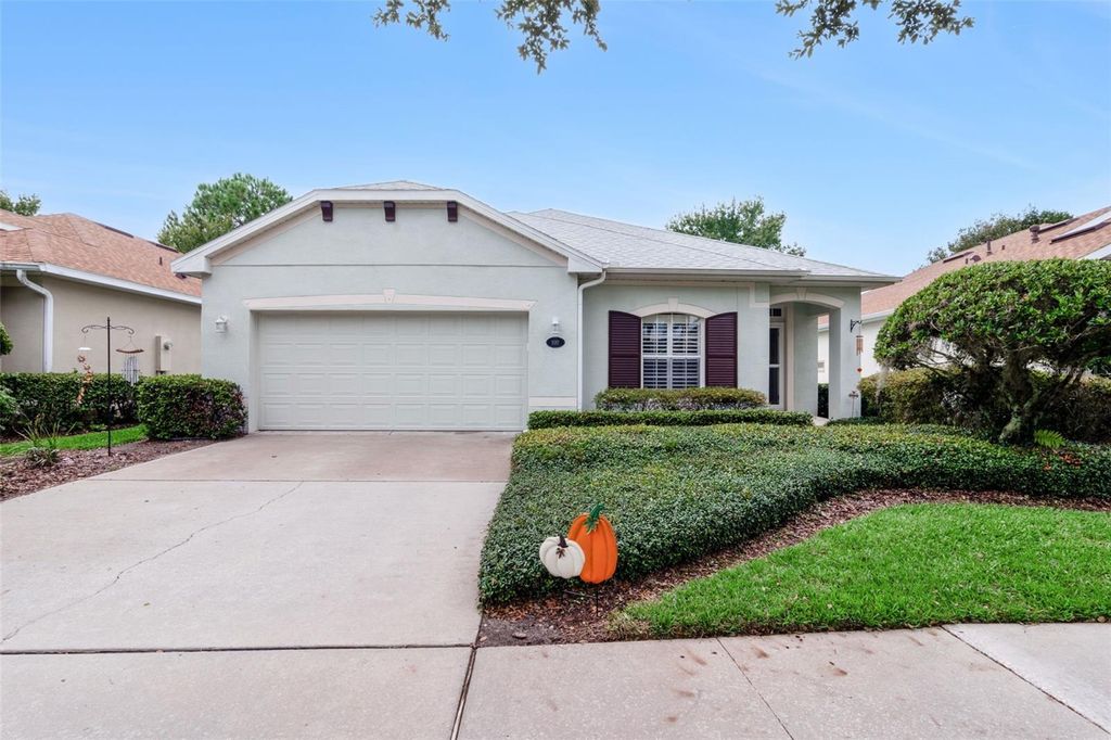 Photo of 1011 Claymont Blvd. Blvd, Deland, FL 32724 (MLS # O6349661)
