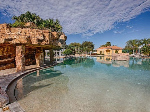 Tiny photo for 5408 Admiral Way #11-202, Oxford, FL 34484 (MLS # G5117090)
