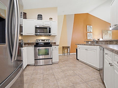 Tiny photo for 5408 Admiral Way #11-202, Oxford, FL 34484 (MLS # G5117090)