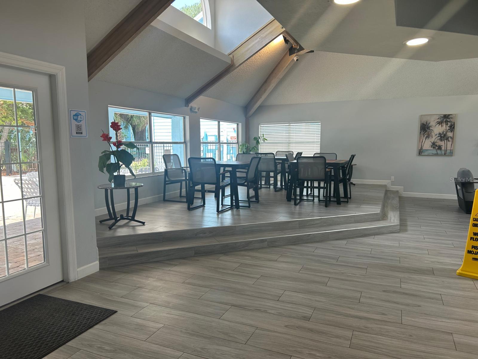 VILLAS AT SOMERSET THE - Residential