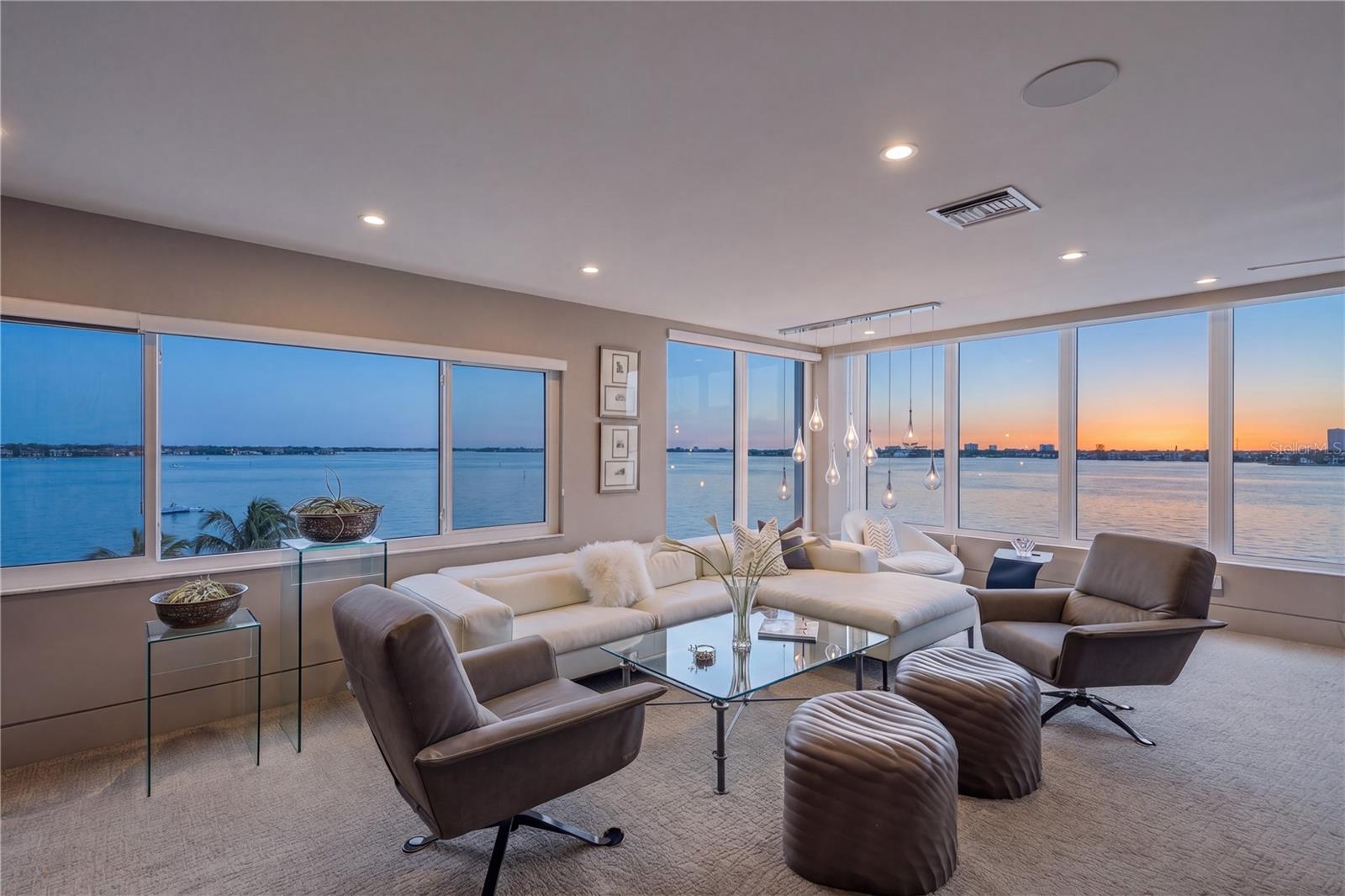 350 GOLDEN GATE POINT 51