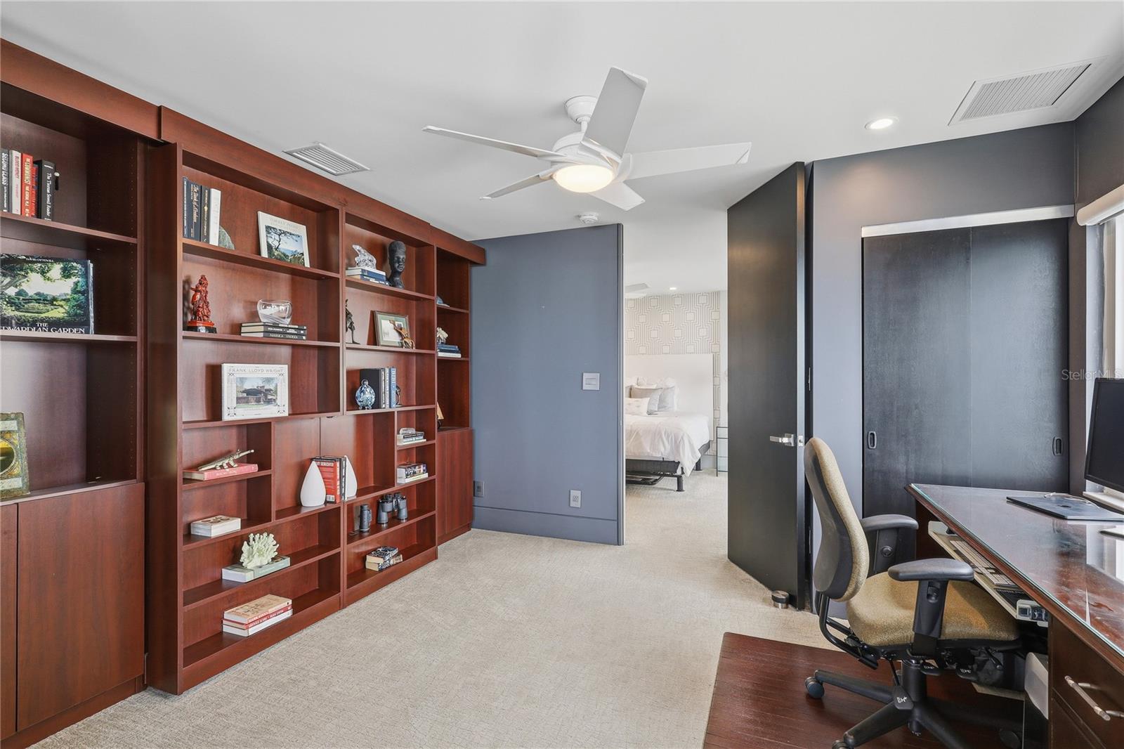 BAY POINT APTS - Residential