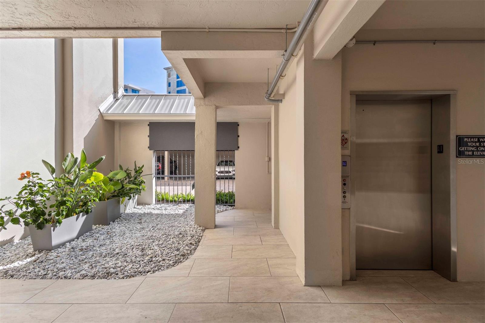 BAY POINT APTS - Residential