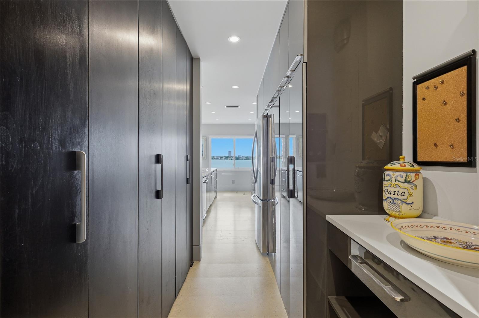 BAY POINT APTS - Residential