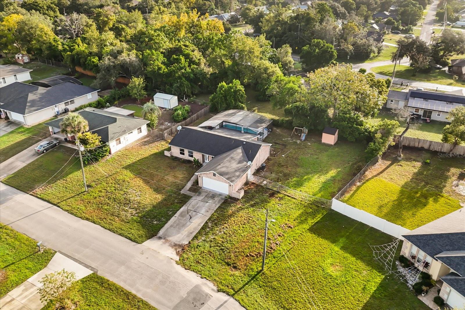 DELTONA LAKES UN 70 - Residential