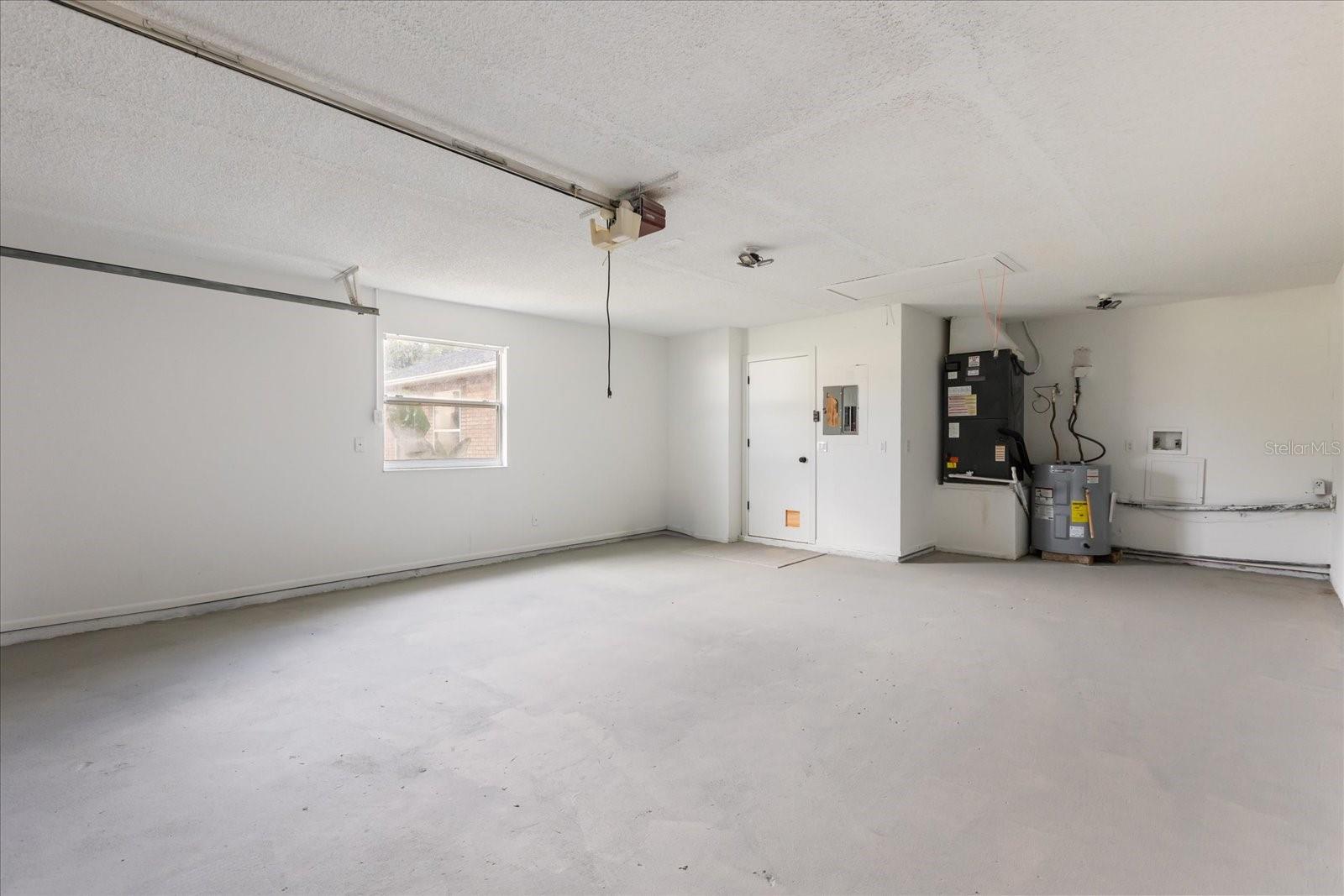 DELTONA LAKES UN 70 - Residential