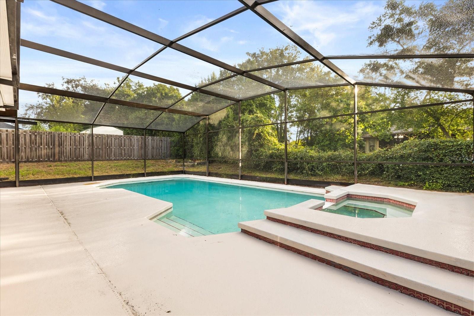 DELTONA LAKES UN 70 - Residential