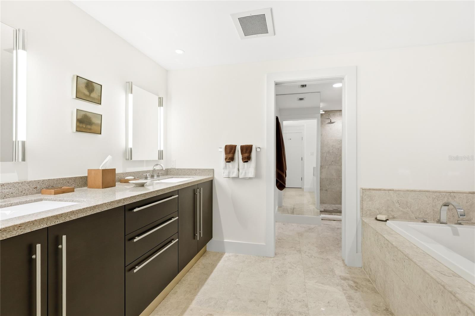 PIERRE - Residential