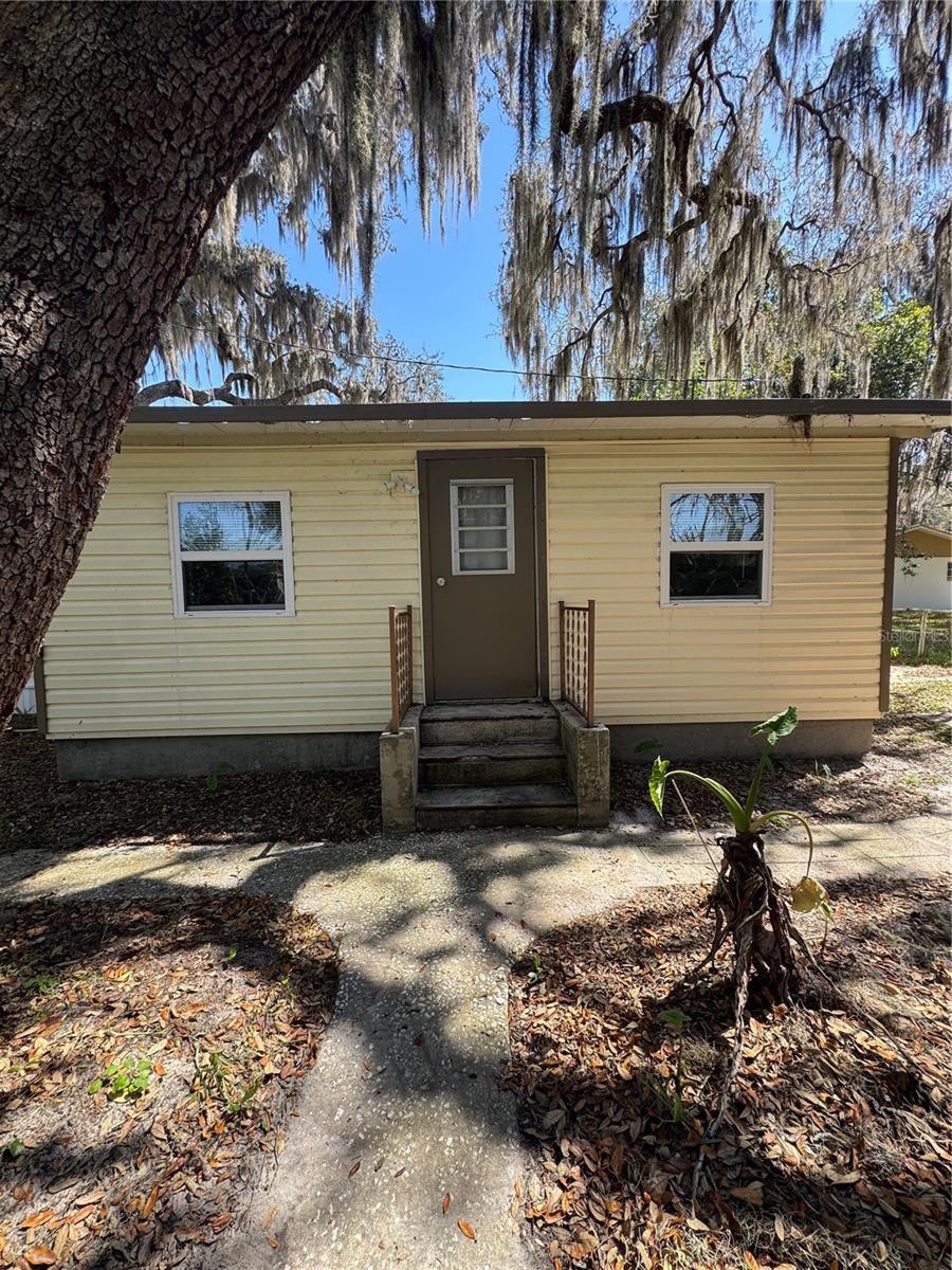 APACHE SHORES - Residential