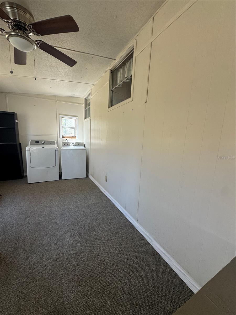 APACHE SHORES - Residential