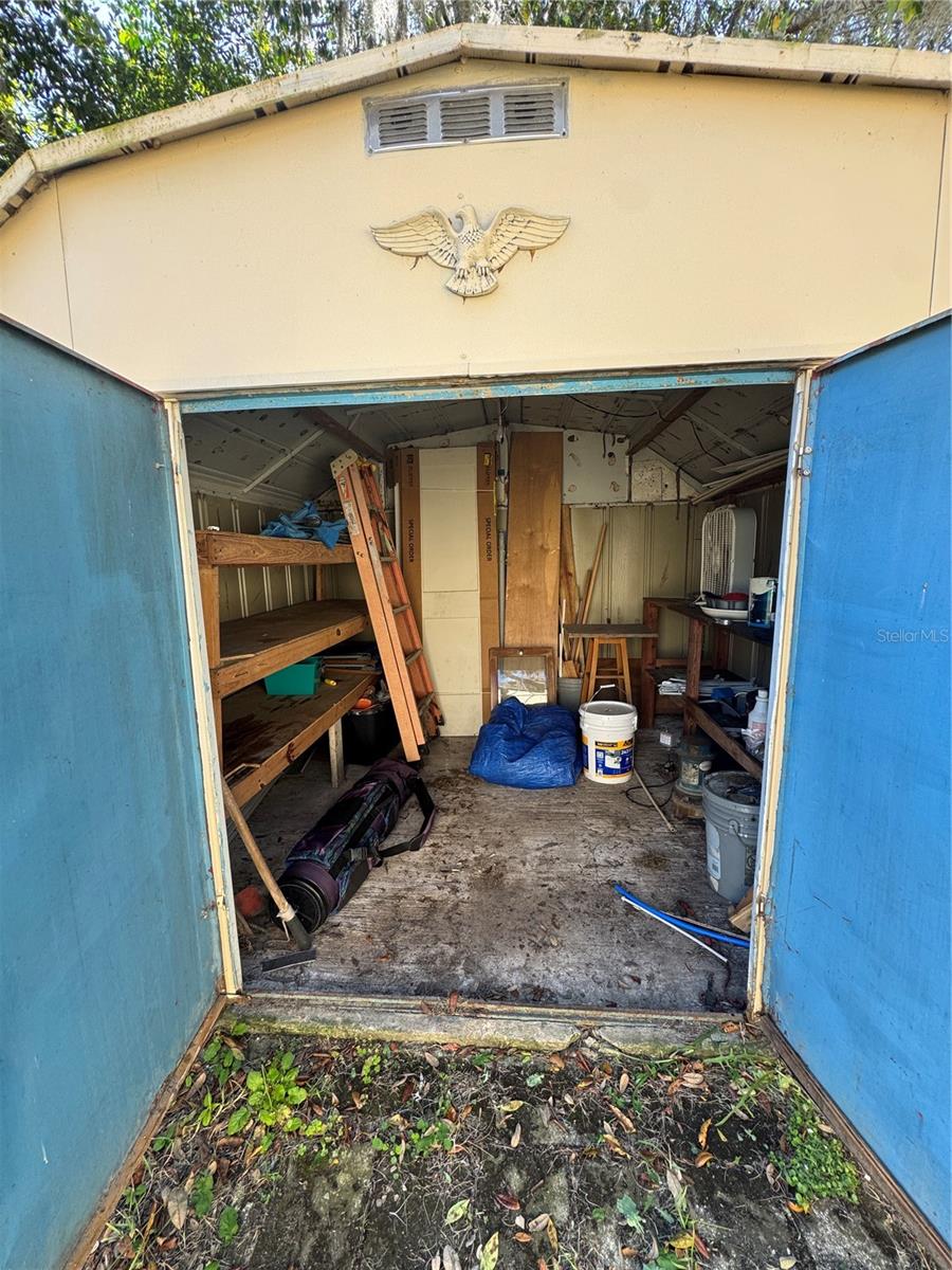 APACHE SHORES - Residential