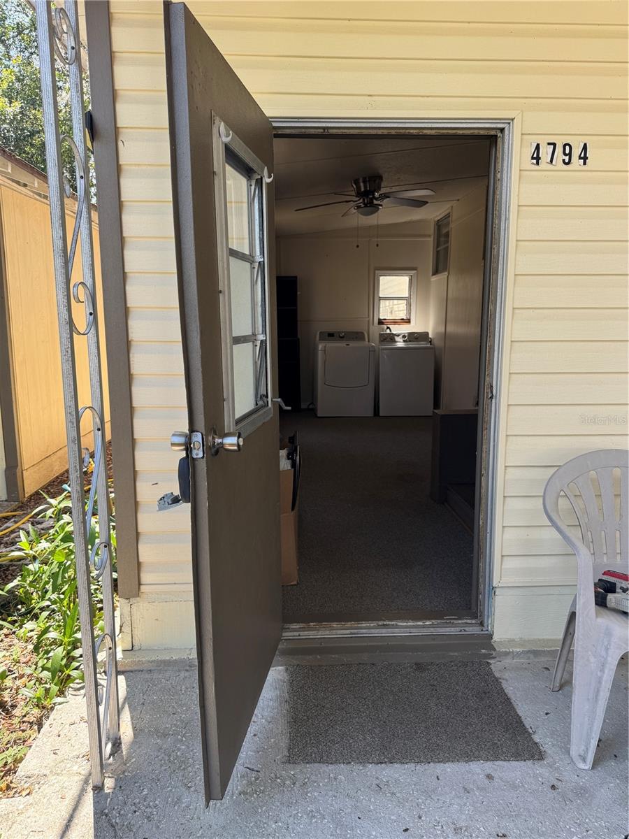 APACHE SHORES - Residential