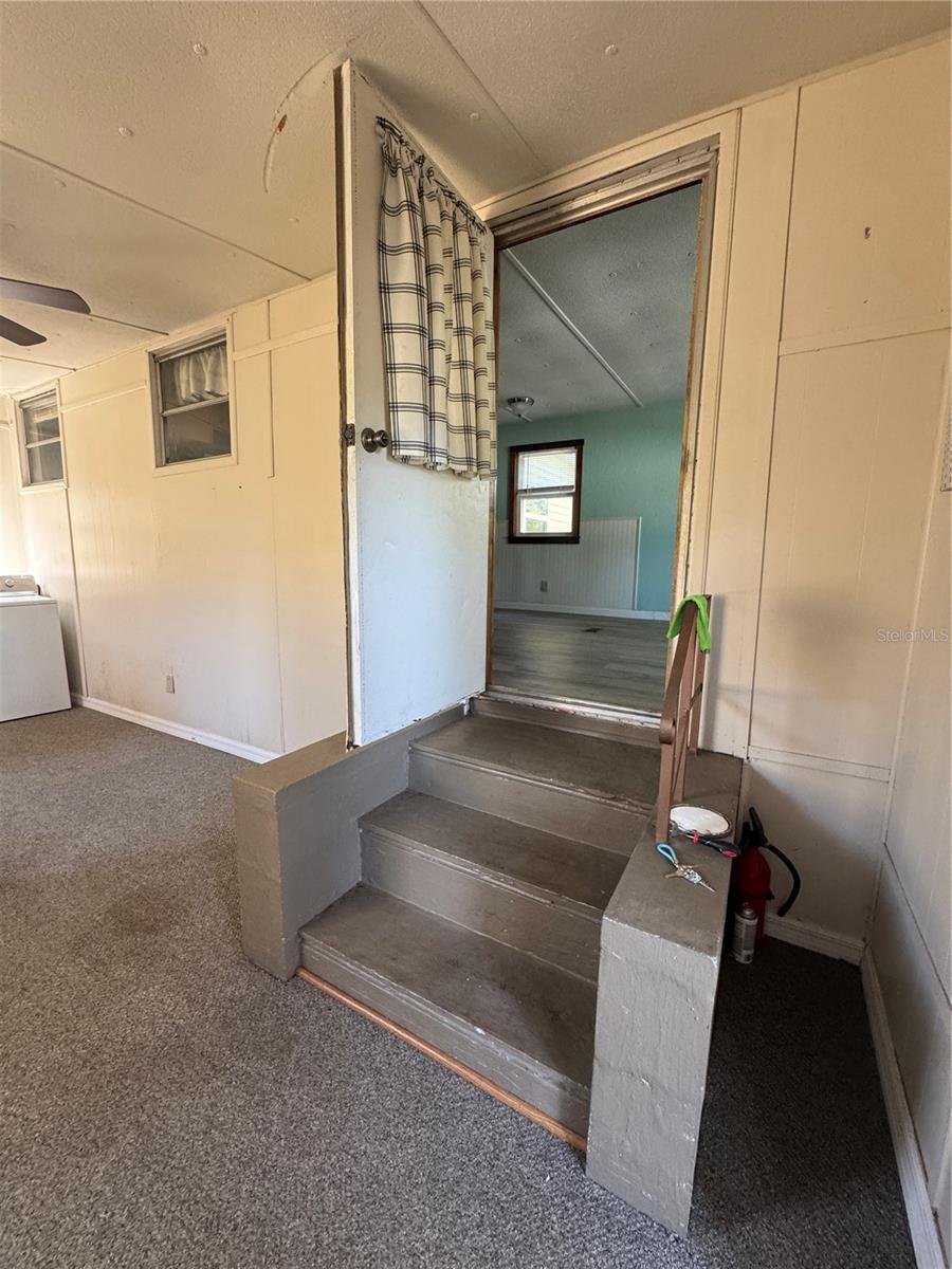 APACHE SHORES - Residential