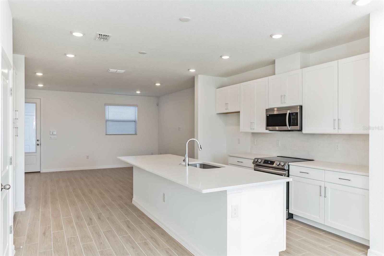 WESLYN PARK - Residential