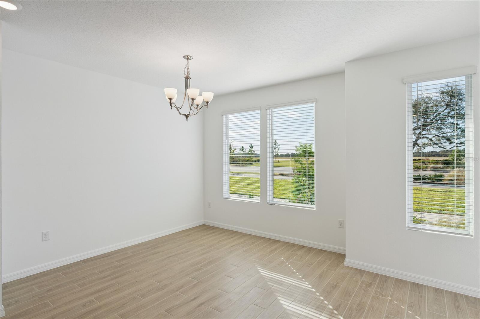 WESLYN PARK - Residential