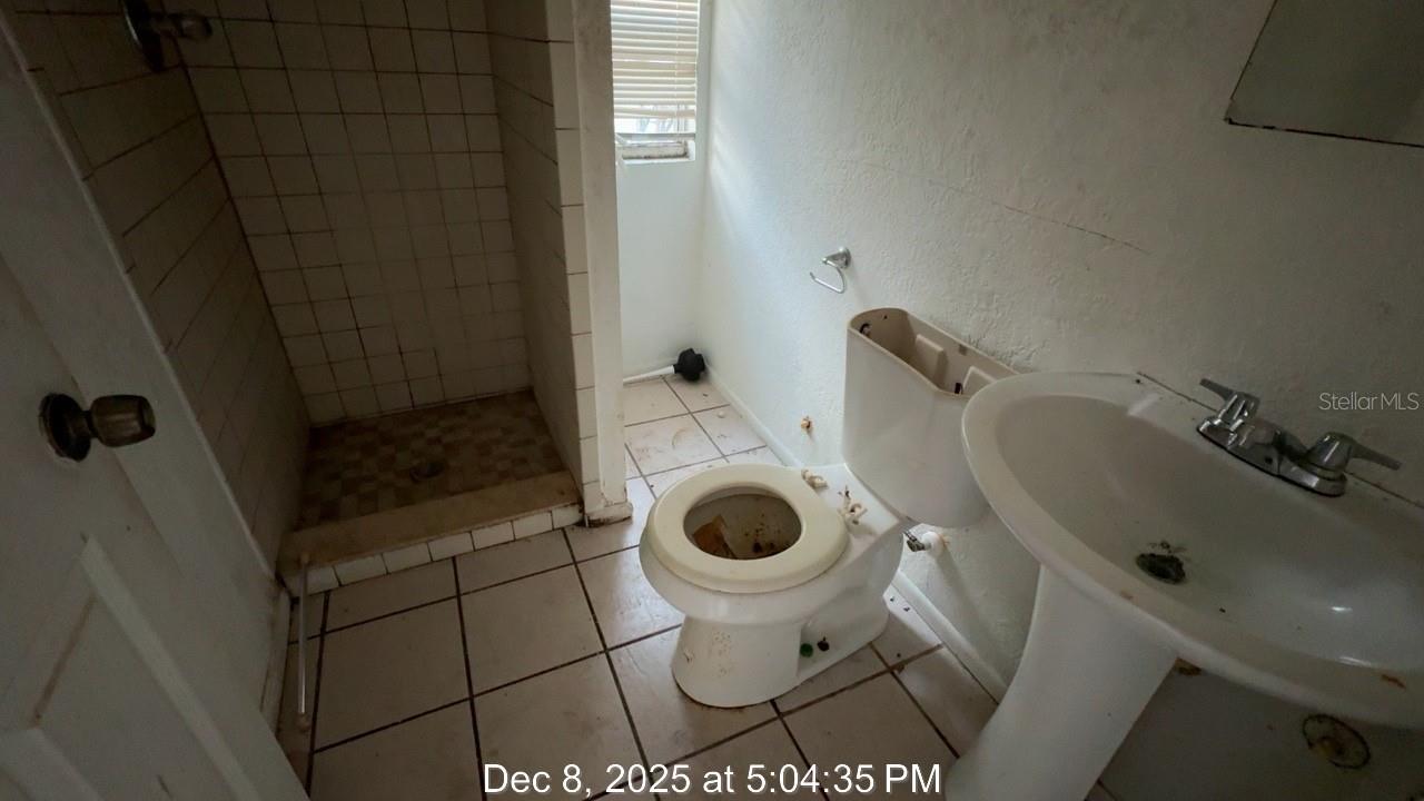 PETROUTSA BROTHERS SUB - Residential