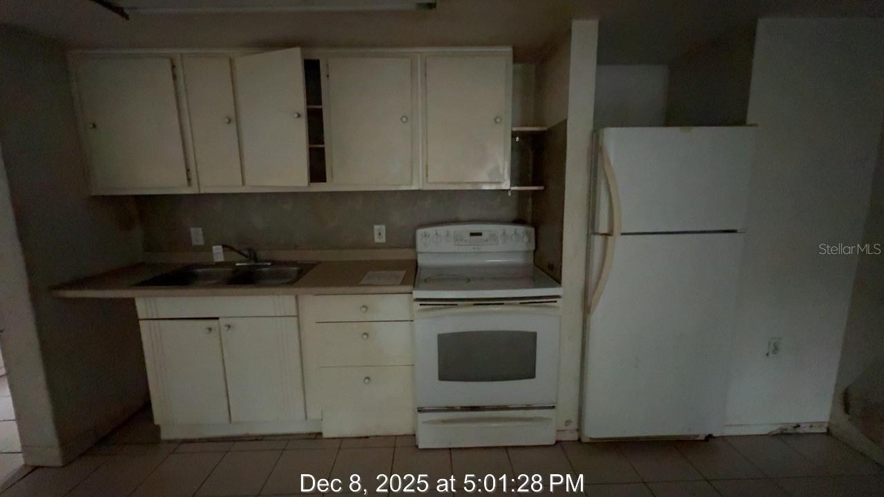 PETROUTSA BROTHERS SUB - Residential