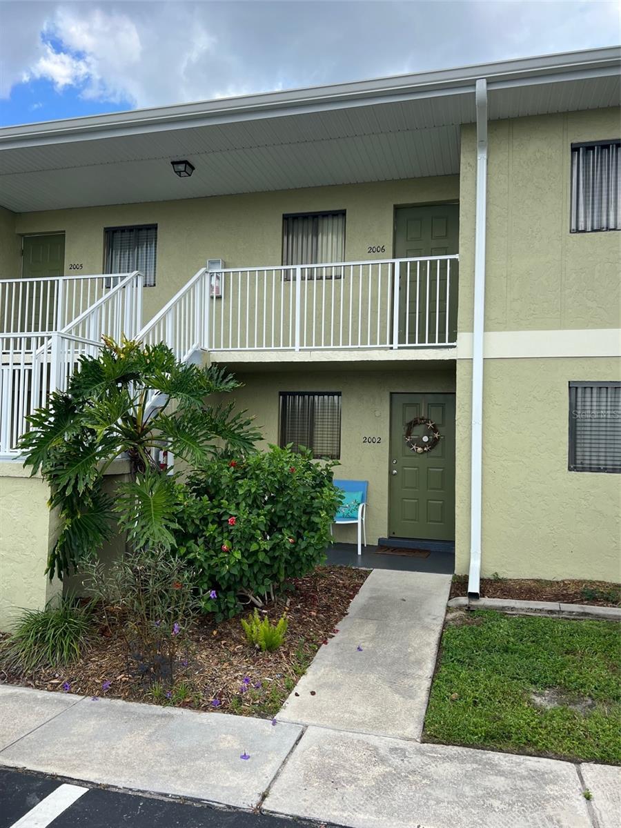 AVAILABLE NOW - ANNUAL/UNFURNISHED 2 Bedroom 2 Bath Top floor condo in the Deep Creek community of Lakeshore. Remodeled interior includes brand new soft close kitchen cabinets, stainless steel appliances, and granite countertops with bar. Both bathrooms include new vanities and updated tile showers. Matching tile throughout the entire unit! Step out the back slider to the screened lanai with an endless lake views. Community dock steps away from the back of the unit can be utilized for some much needed sun or to throw out a line!!! Washer/Dryer include. Community pool accessible. SORRY NO PETS Call today for a private showing!!!