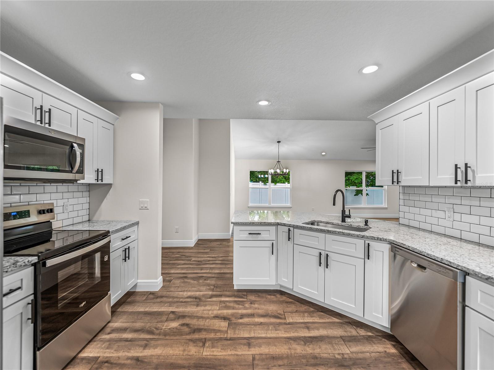 MICHIGAN TERRACE - Residential