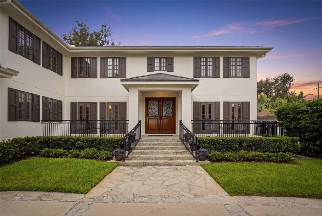 Photo of 89 Martinique Avenue, Tampa, FL 33606 (MLS # TB8536015)