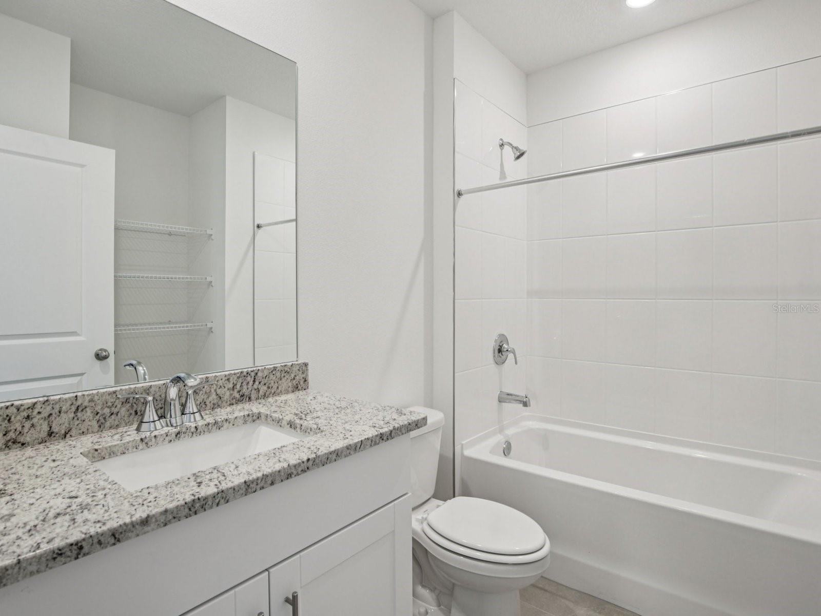 MAGNOLIA BAY - Residential