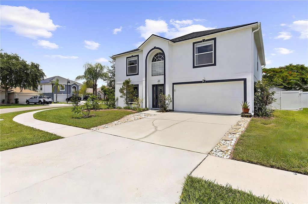 Photo of 2746 Heathgate Way, Land O Lakes, FL 34638 (MLS # TB8401469)