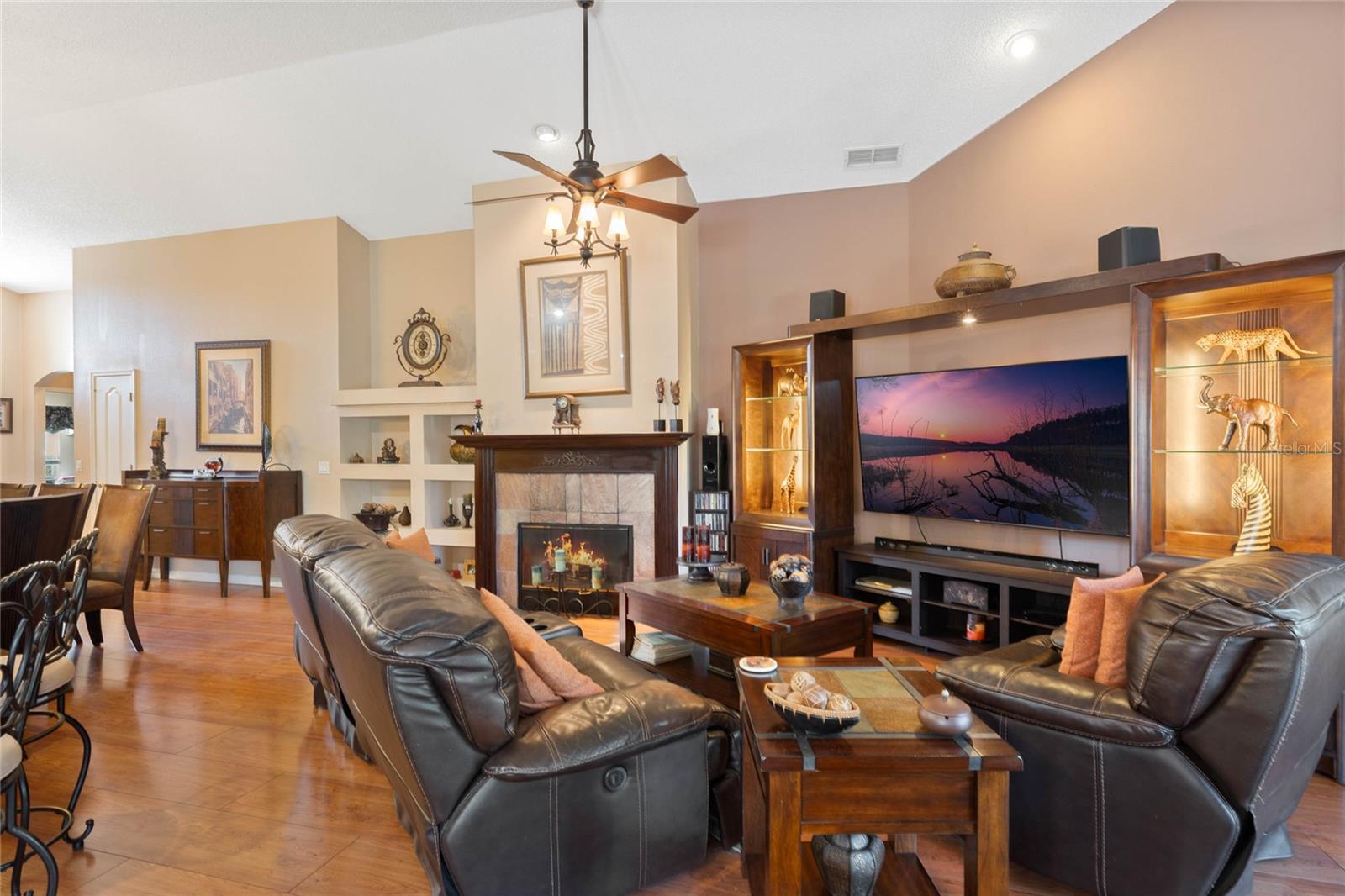 3655 SEMINOLE DRIVE