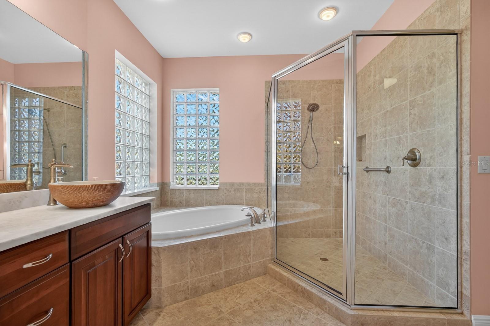 CASA BELLA I - Residential