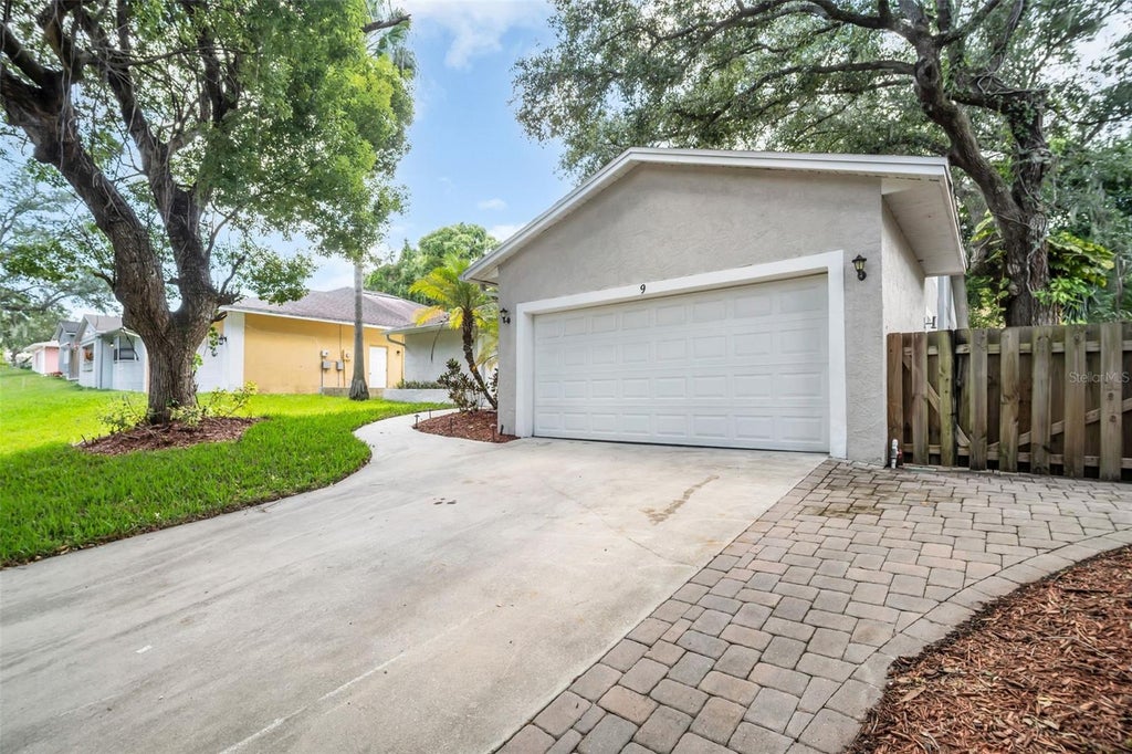 Photo of 9 Harbor Cove Street W, Safety Harbor, FL 34695 (MLS # TB8544817)