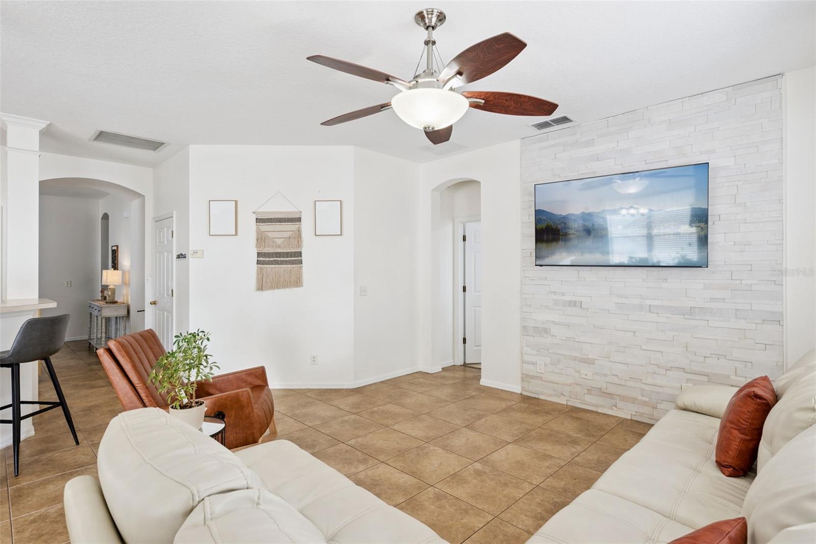 CHICKASAW PLACE - Residential