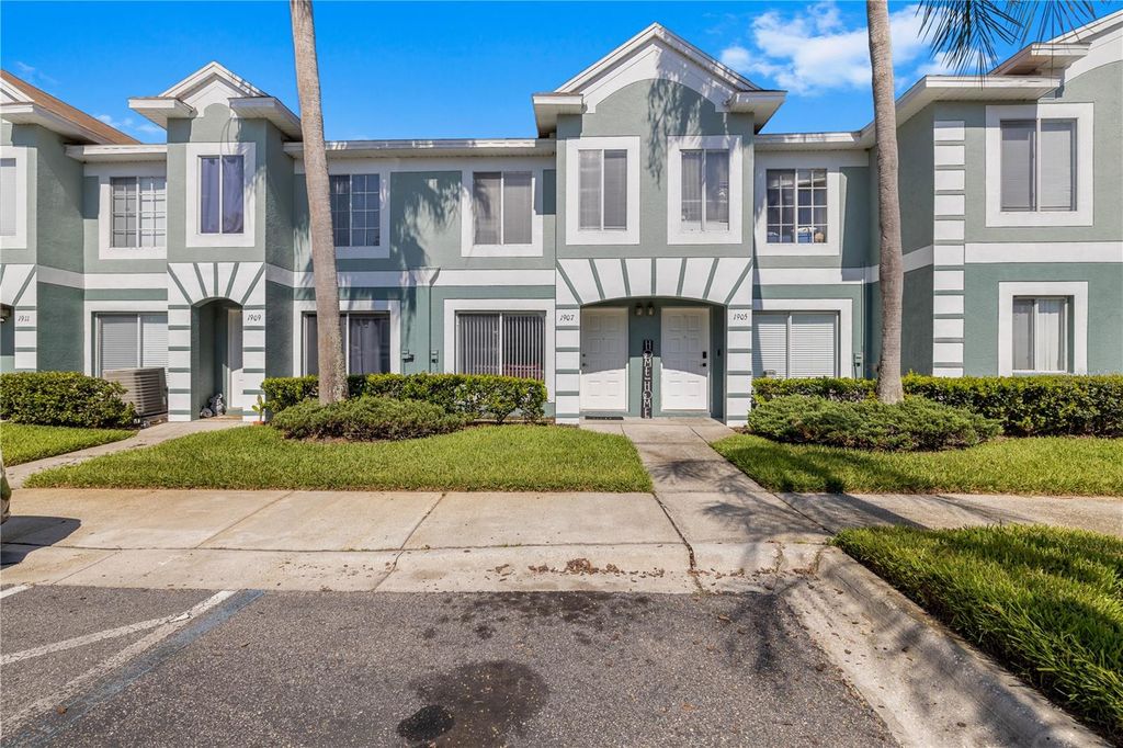 Photo of 1907 Fluorshire Drive, Brandon, FL 33511 (MLS # W7886649)