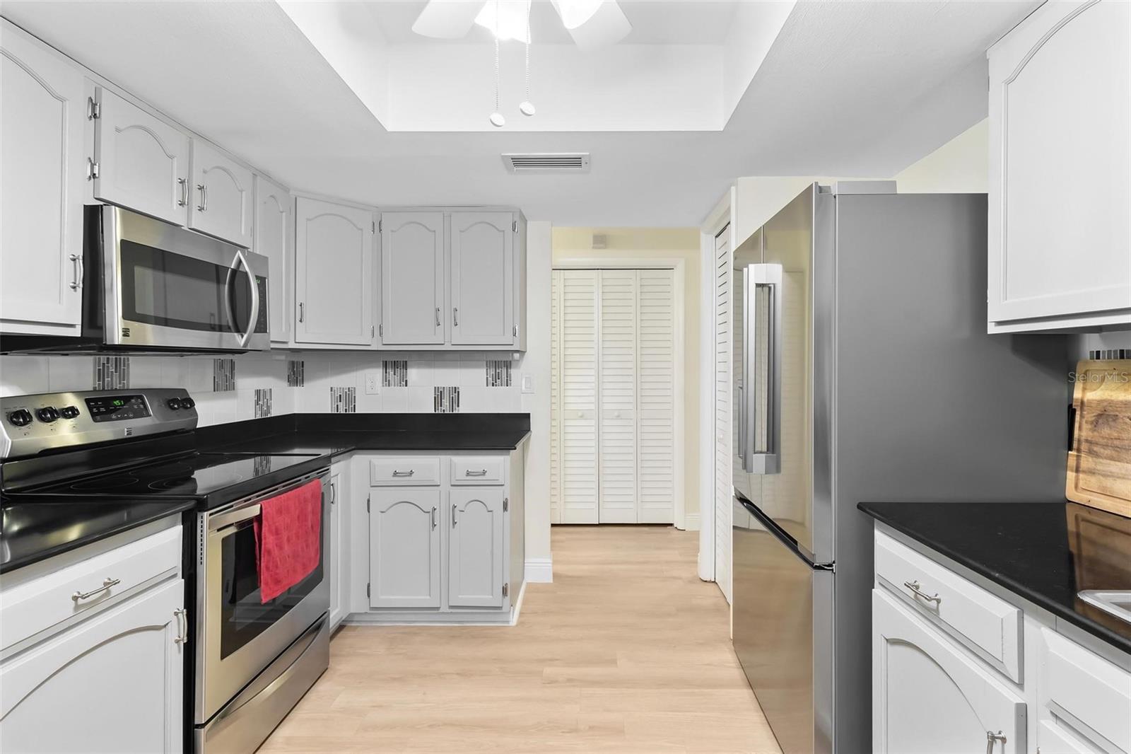 CHATEAUX WOODS CONDO - Residential