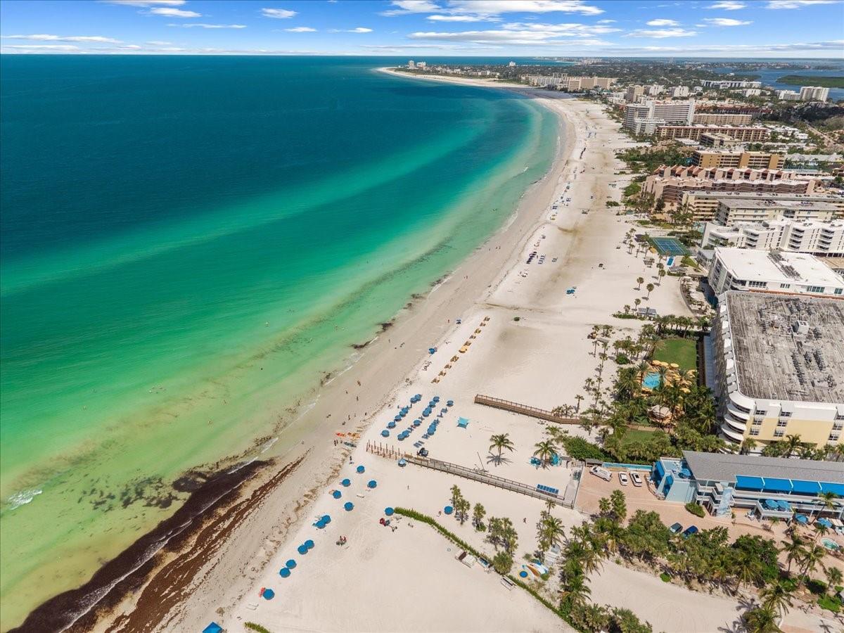 VISTA HERMOSA - Residential