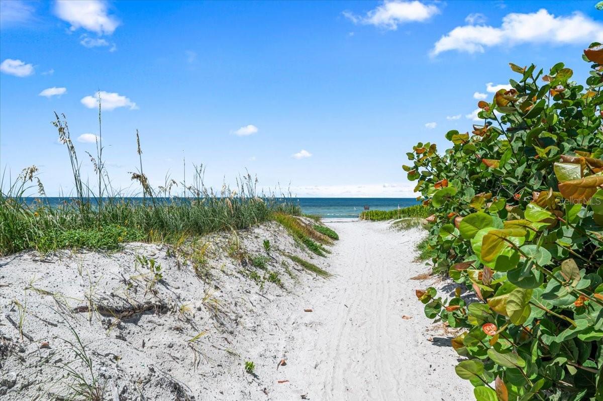 VISTA HERMOSA - Residential