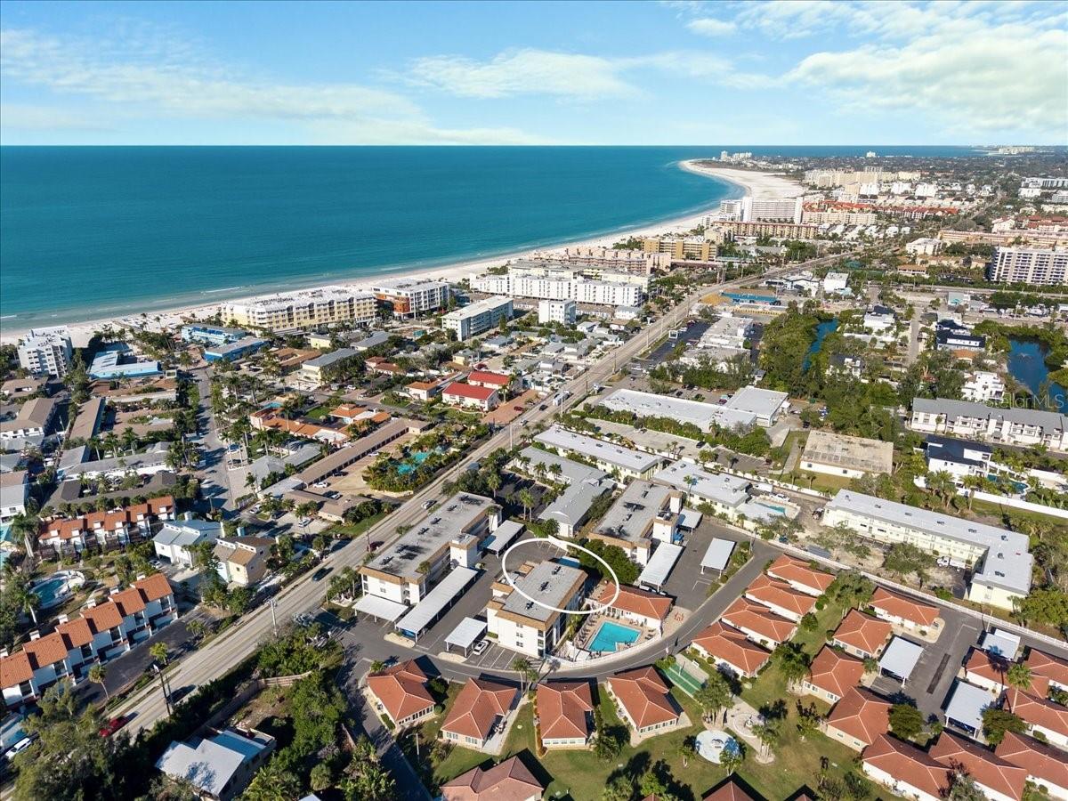 VISTA HERMOSA - Residential