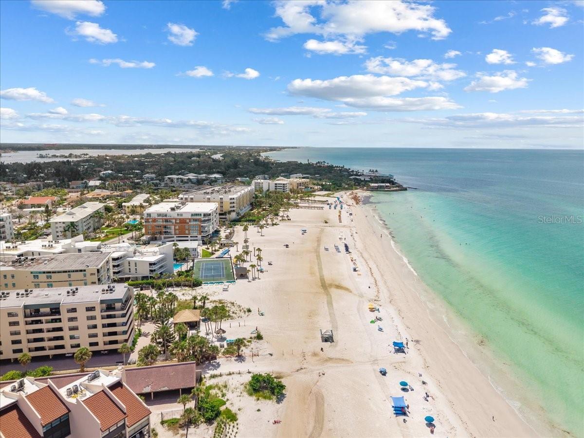 VISTA HERMOSA - Residential