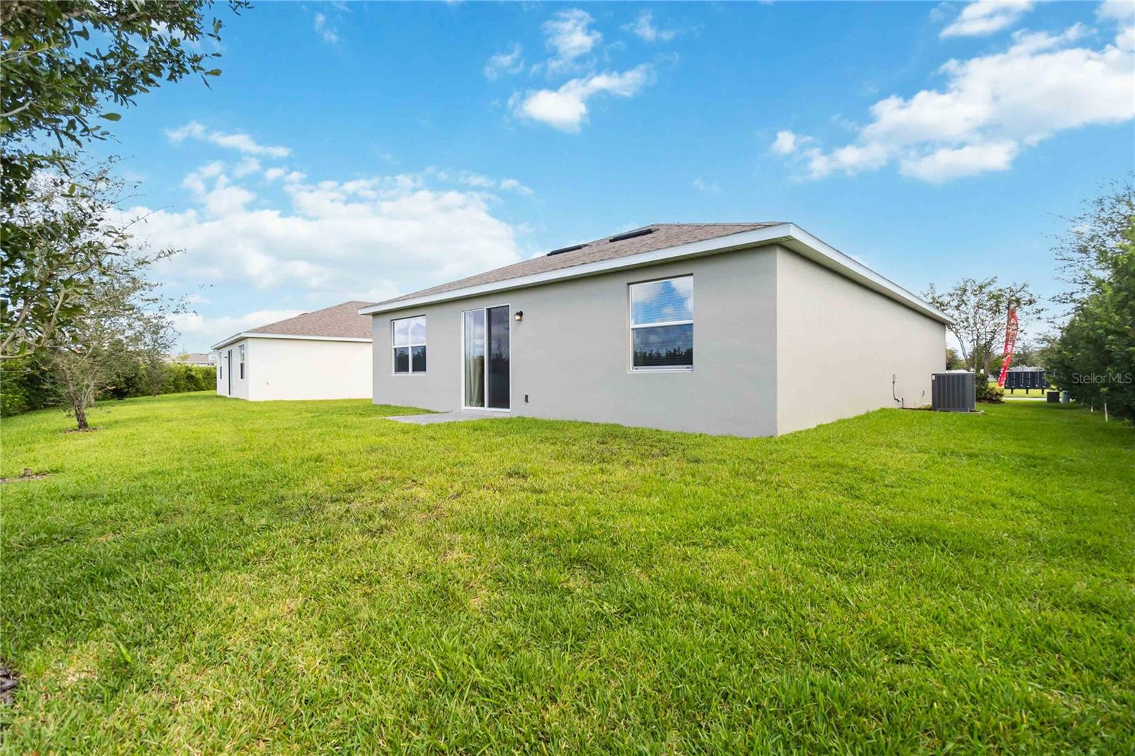 TARPON BAY PHASE 1 - Residential Lease
