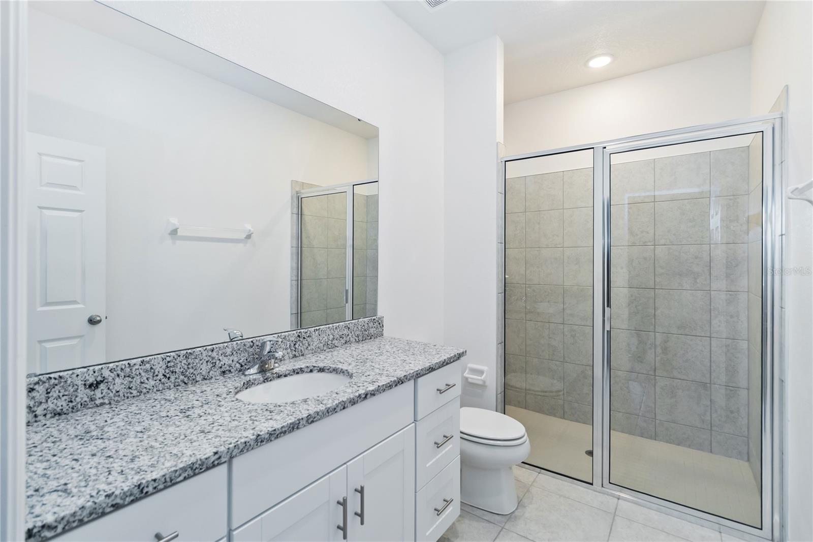 TARPON BAY PHASE 1 - Residential Lease