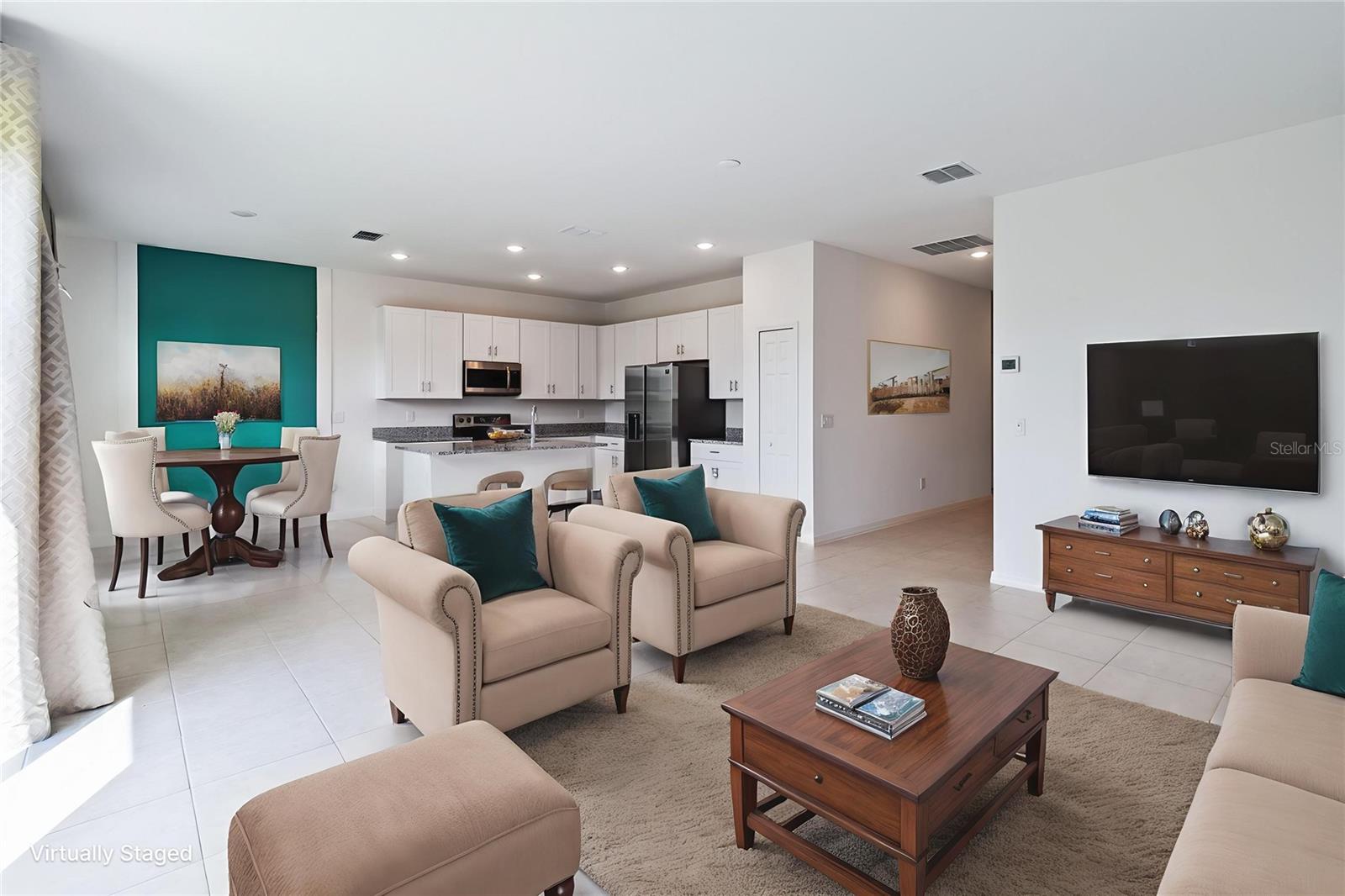 TARPON BAY PHASE 1 - Residential Lease