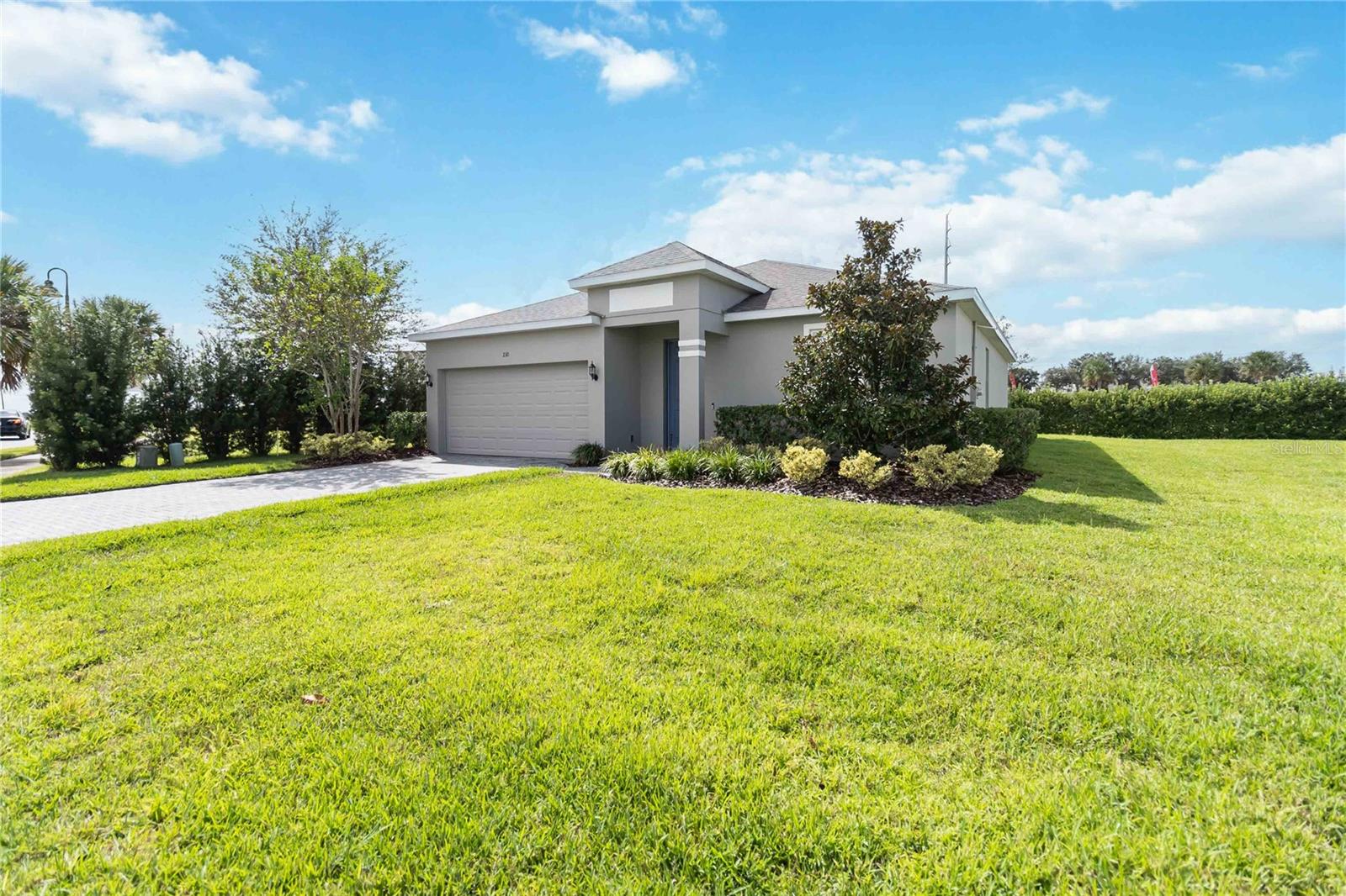 TARPON BAY PHASE 1 - Residential Lease