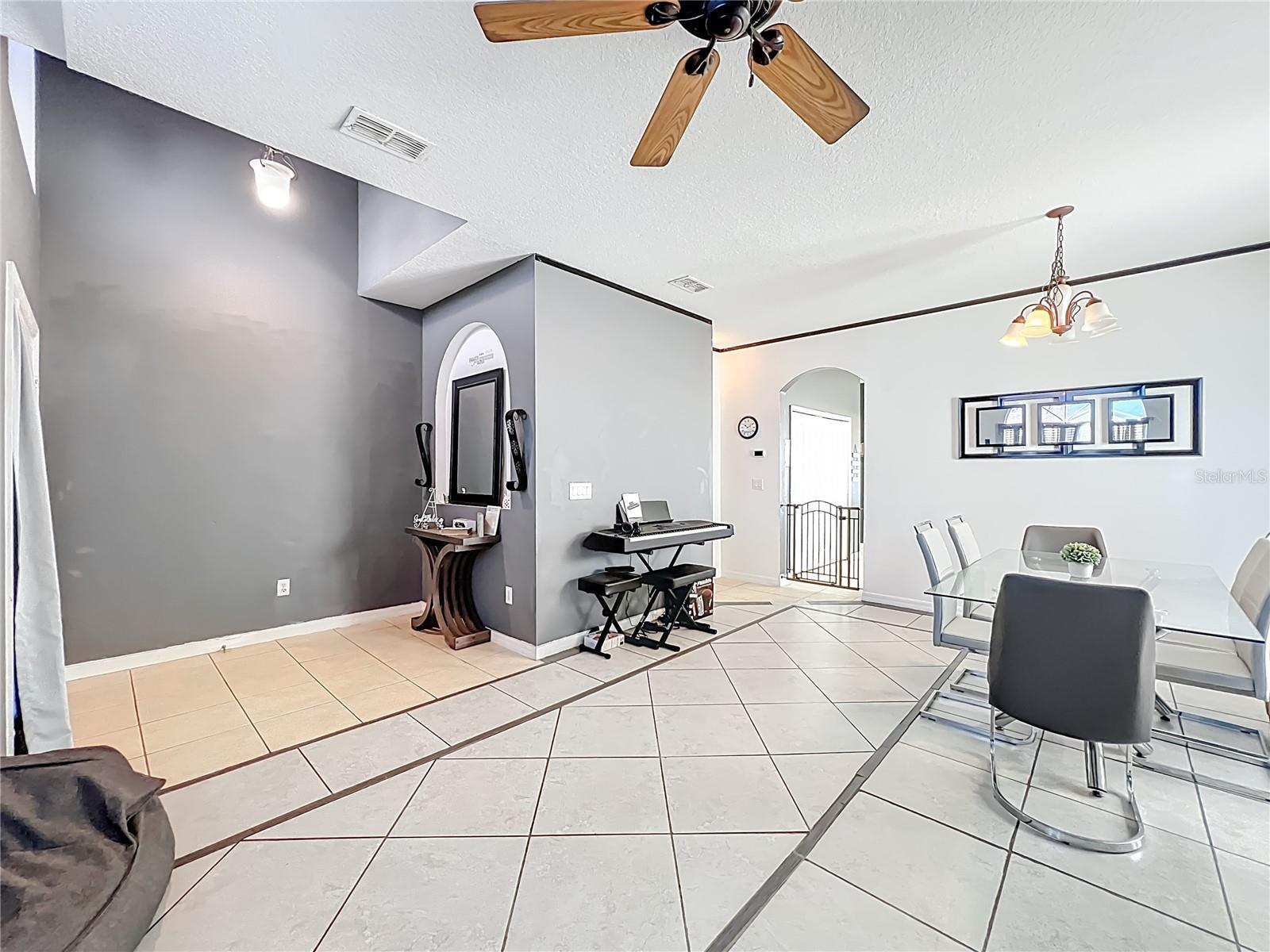 CELERY KEY - Residential