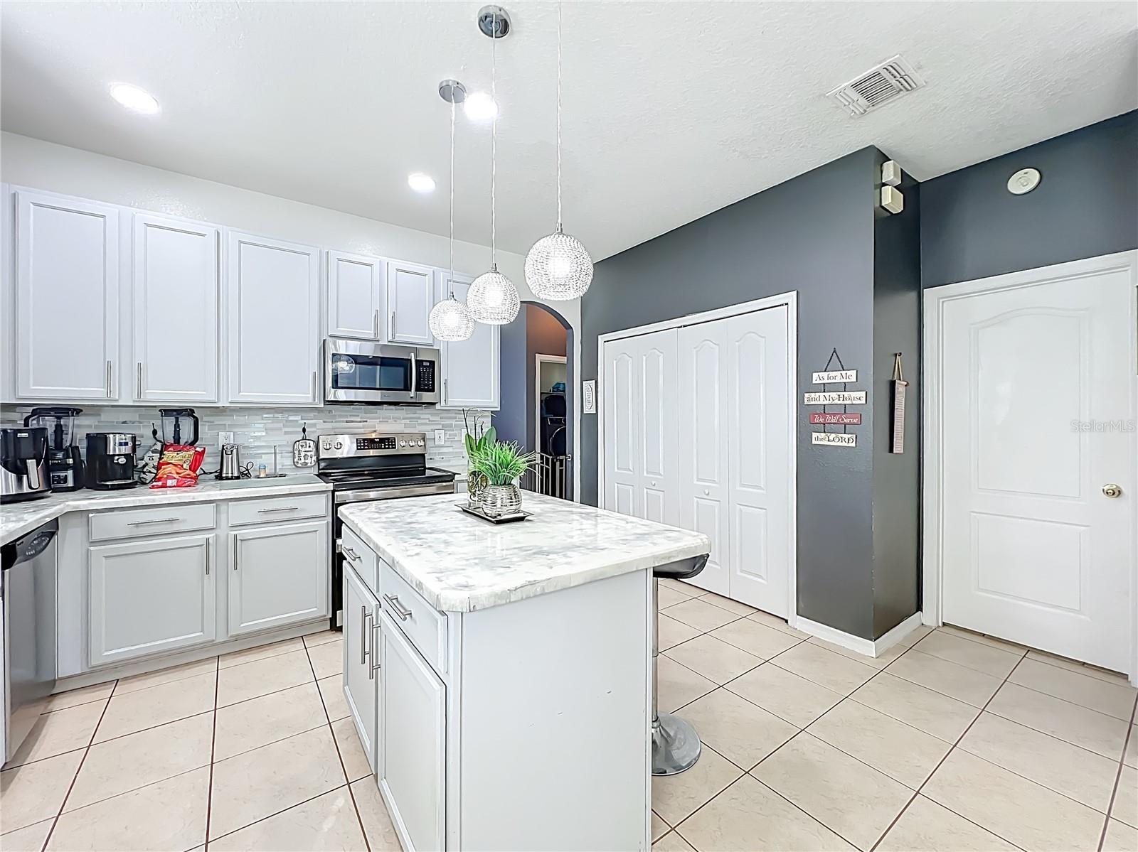 CELERY KEY - Residential